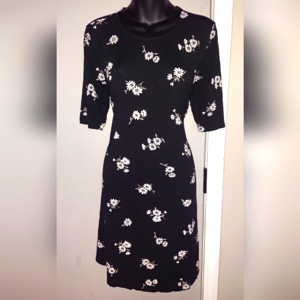 Old Navy Daisy Dress